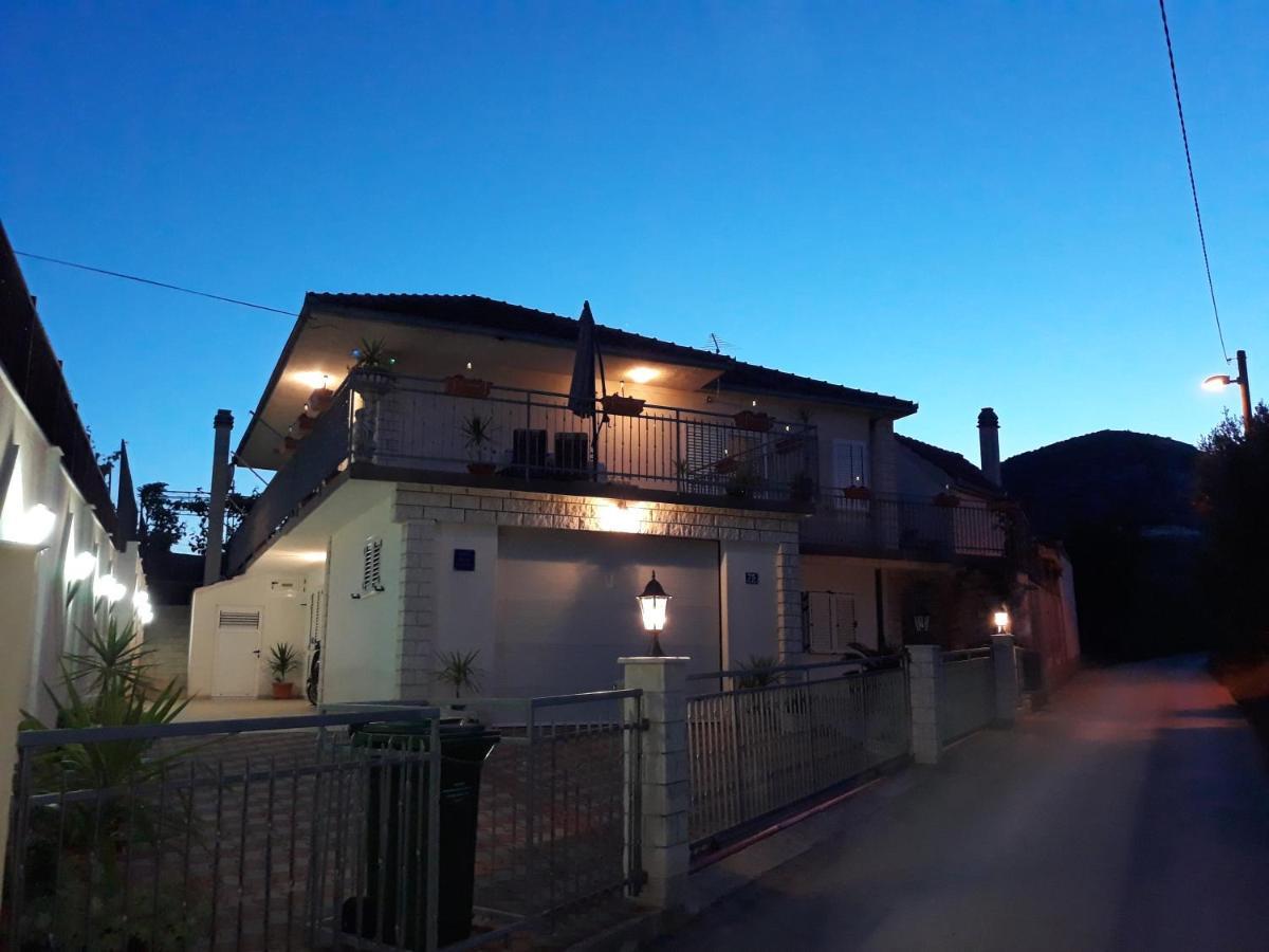 Quality Vila "Comfort" Трогир Экстерьер фото